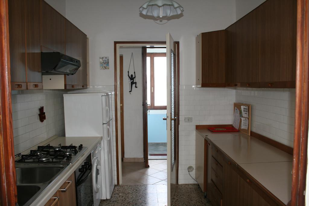 דירות קנוביו Casa Ai Castelli מראה חיצוני תמונה